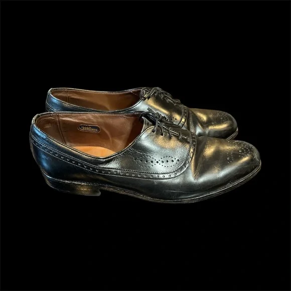Allen Edmonds Black Leather Westminster Oxfords display picture 1
